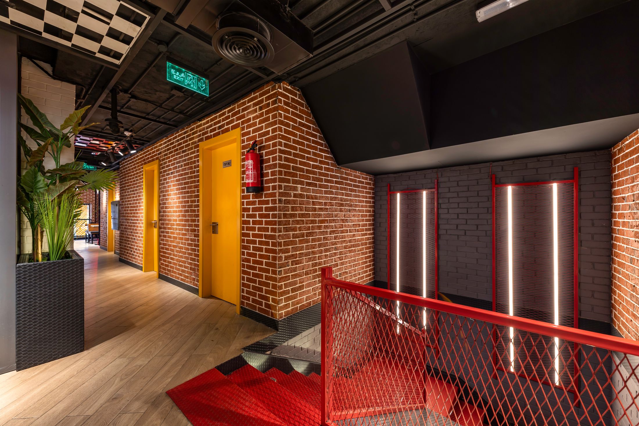 Kansas Fried Chicken — Mohndssien — Xforms Studio