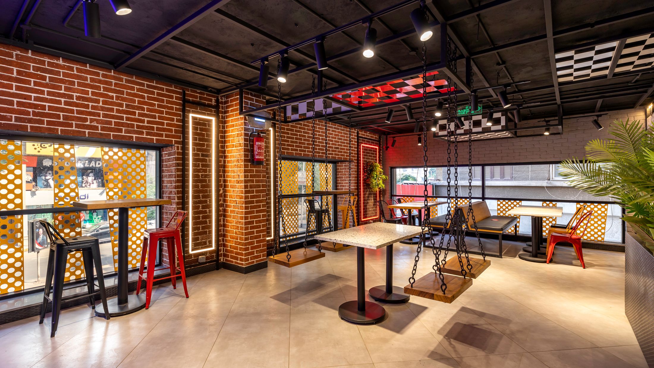 Kansas Fried Chicken — Mohndssien — Xforms Studio